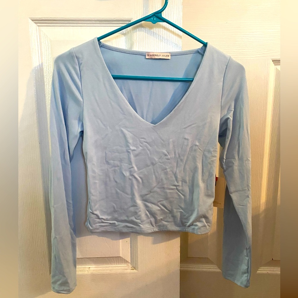NWT Sincerly Jules V-neck